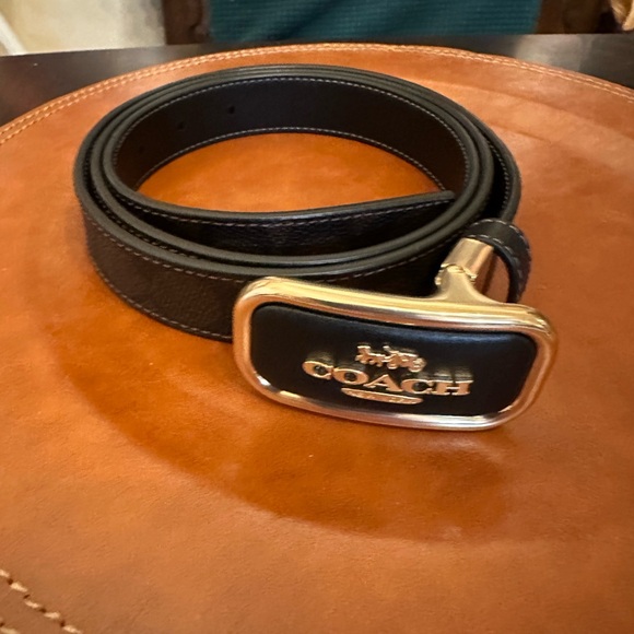NWOT Coach Black Belt with Gold Buckle - Picture 1 of 4